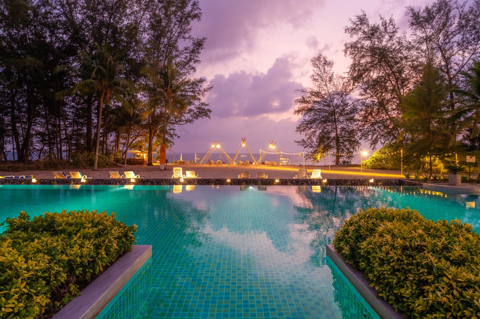 Estella Beach Club & Bar at Estella Mai Khao Beach Resort in Phuket