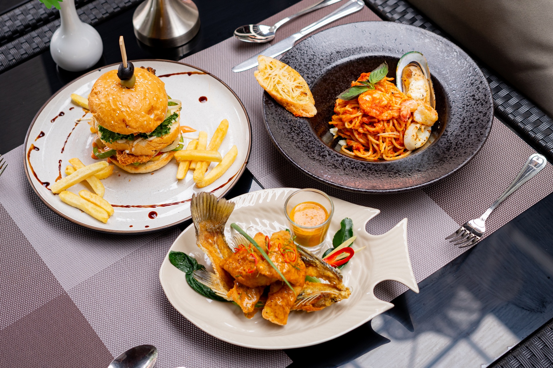 Seven Sea Restaurant at Estella Mai Khao Beach Resort in Phuket