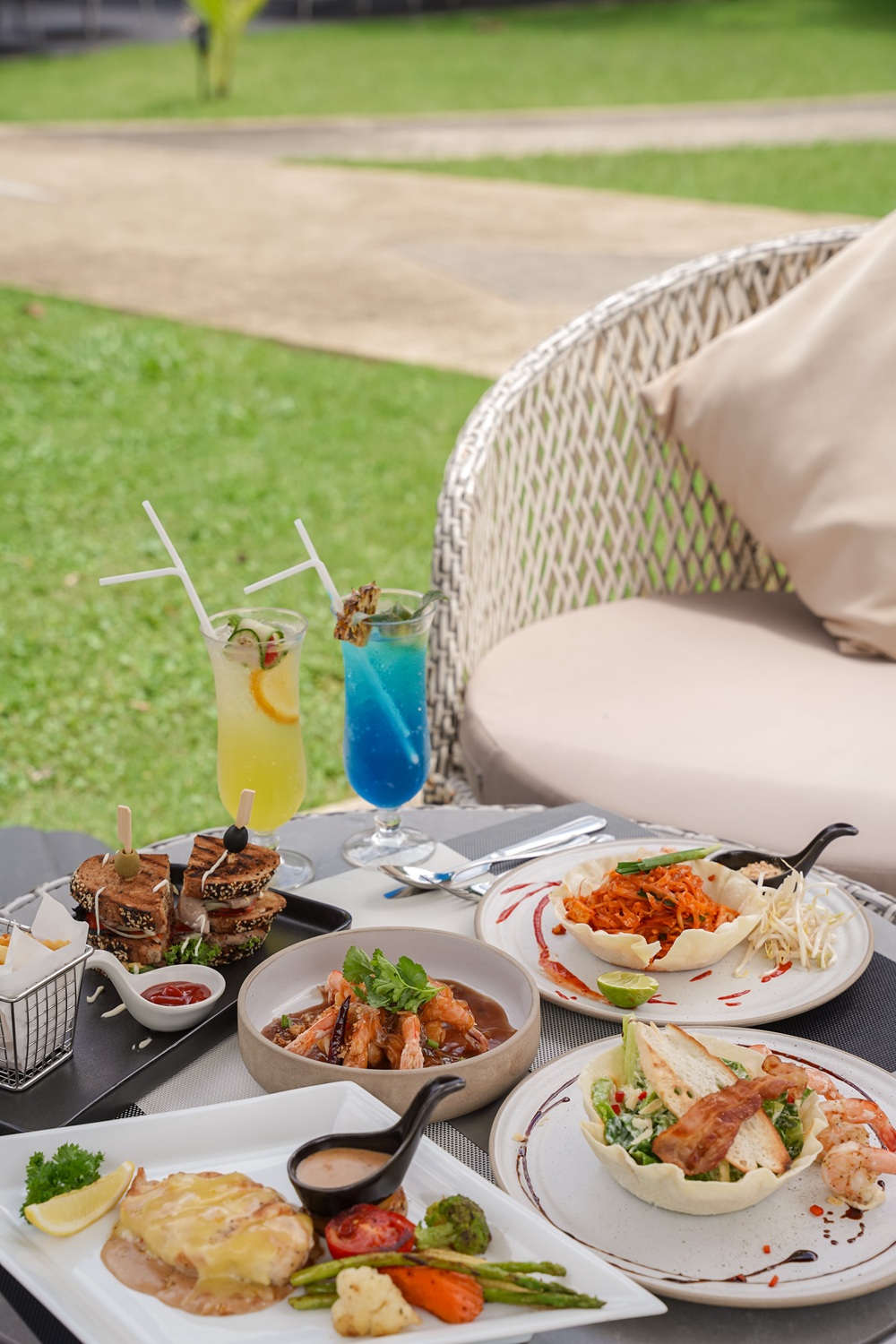 Seven Sea Restaurant at Estella Mai Khao Beach Resort in Phuket